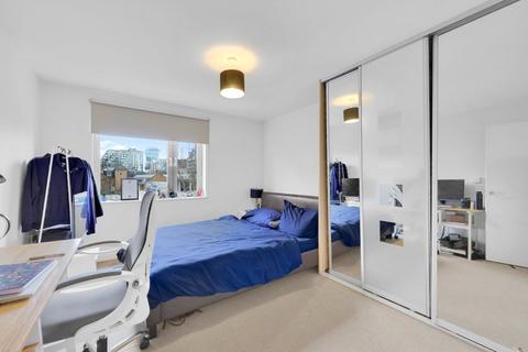 undefined, Fletcher Street, E1