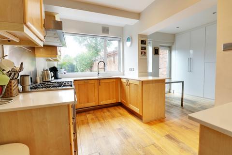 undefined, Murray Avenue, Bromley BR1