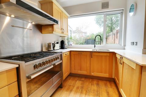 undefined, Murray Avenue, Bromley BR1