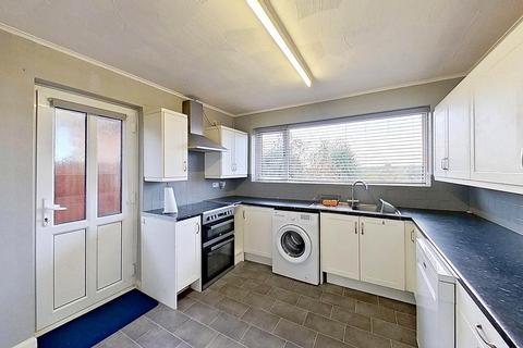 2 bedroom detached bungalow for sale, Windmill Road, Herne, Herne Bay, CT6 7DL