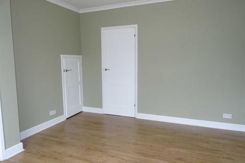 2 bedroom terraced house to rent, Forest Road, Hinckley