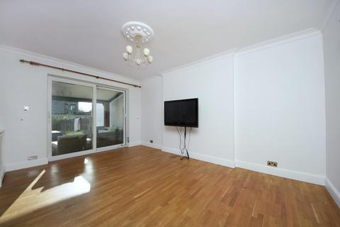 undefined, Bowes Road, W3