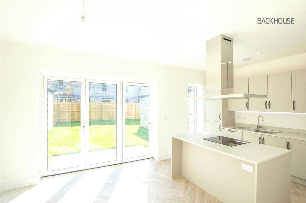 Kitchen / Dinner