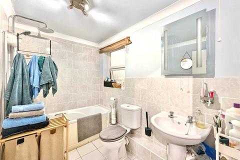 undefined, Upper Avenue, Eastbourne