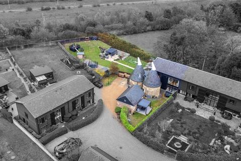 undefined, Northfleet Green, Gravesend, DA13