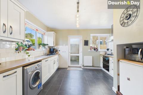 3 bedroom semi-detached house for sale, Avon Rise, Stafford ST16
