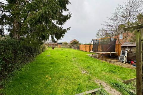 3 bedroom semi-detached house for sale, Herbert Road, Ashford TN24