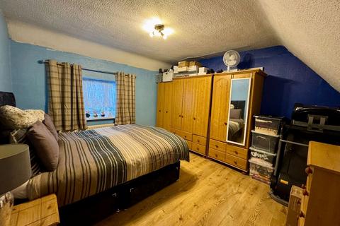 3 bedroom semi-detached house for sale, Herbert Road, Ashford TN24