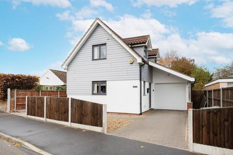 undefined, Warren Avenue, Hellesdon