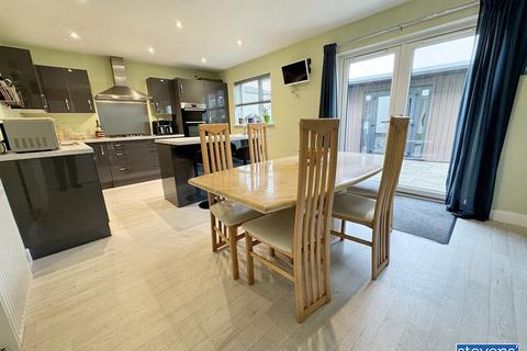 4 bedroom detached house for sale, Lew Walk, Hatherleigh, Okehampton, Devon, EX20