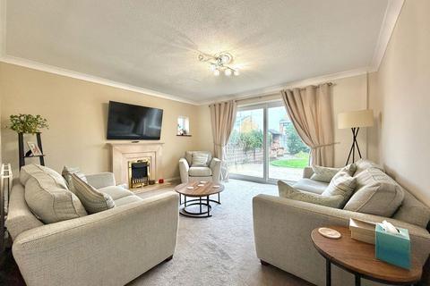 4 bedroom detached house for sale, Halstead Gardens, Margate CT9