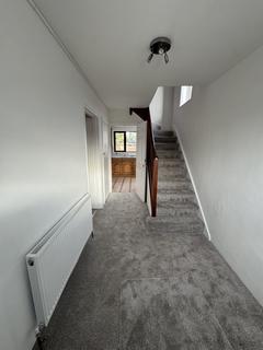 3 bedroom house to rent, Princes Road, Ilford, IG6