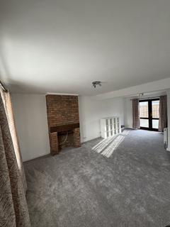 3 bedroom house to rent, Princes Road, Ilford, IG6