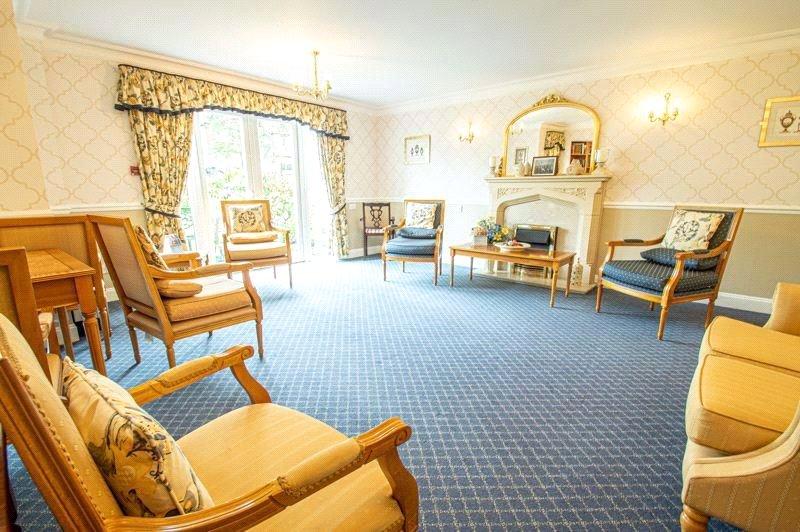 Communal Lounge