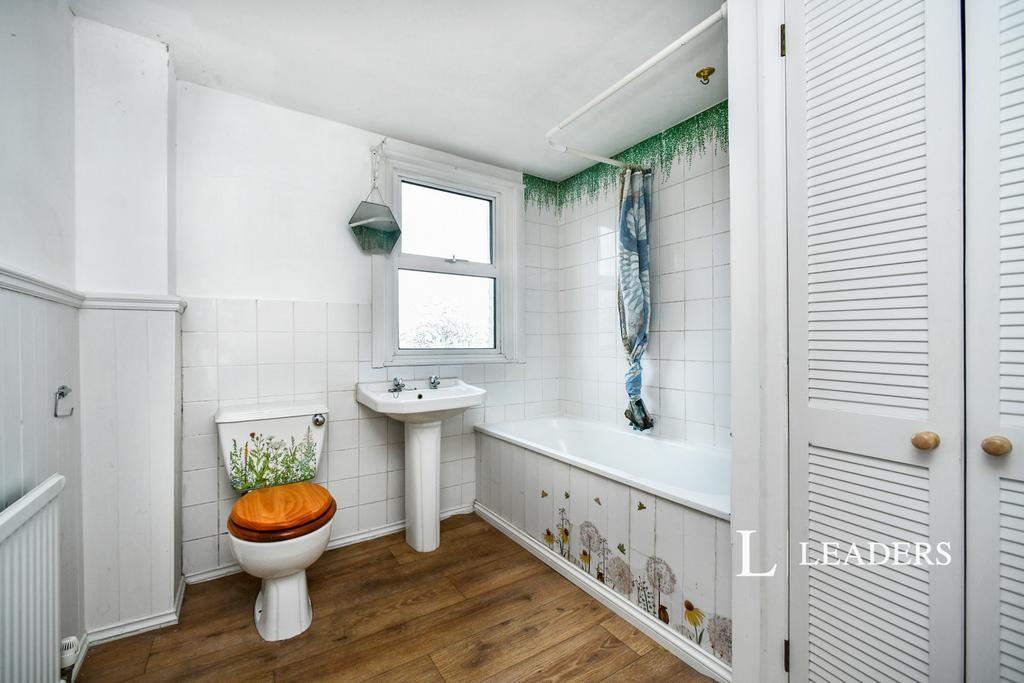 Bathroom 2