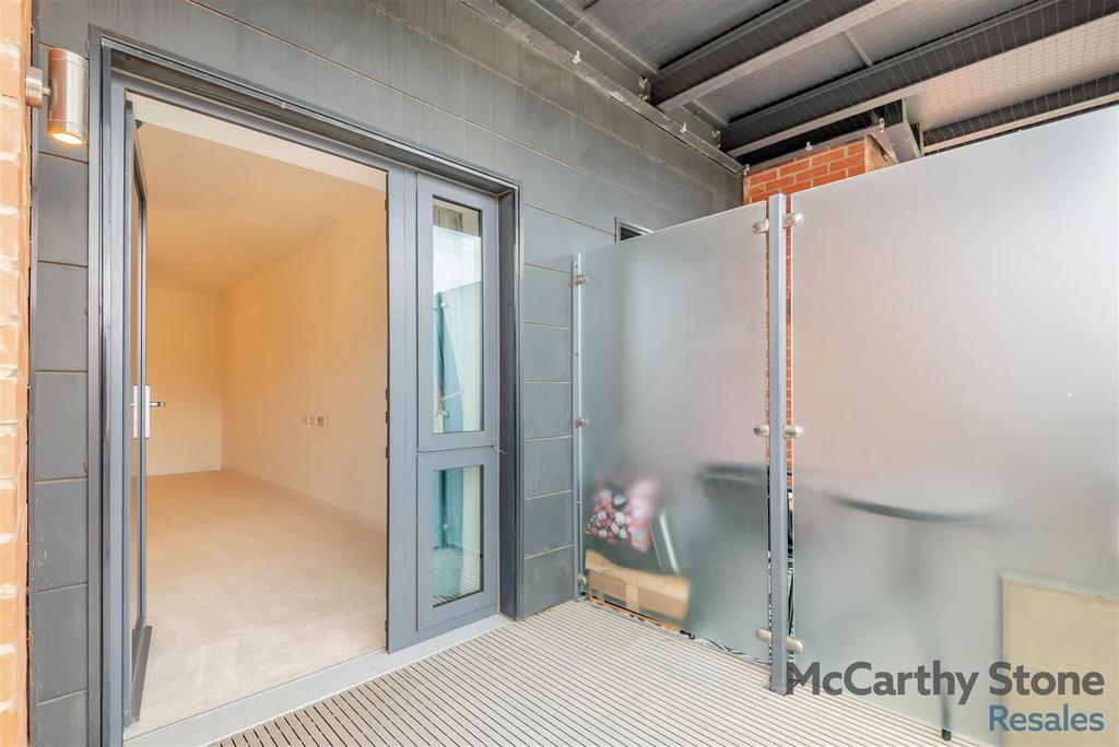 8668183-interior14.jpg