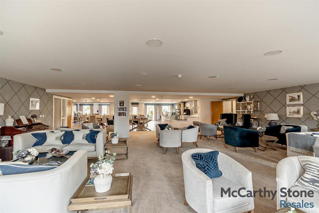 Homeowners Lounge