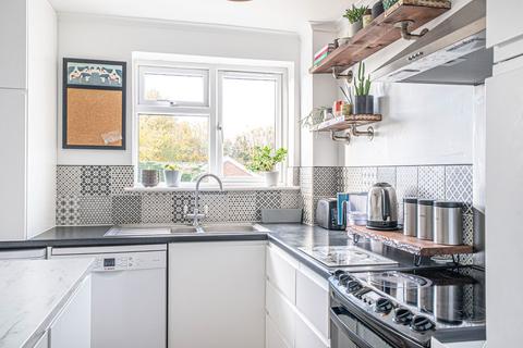 undefined, Meon Road Oakley. RG23 7AL