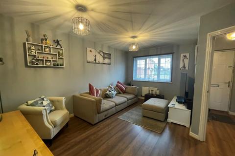 undefined, Swift Crescent, Deal, CT14