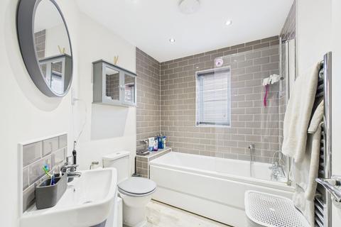 3 bedroom semi-detached house for sale, Jayne Gardens, Crowland, PE6