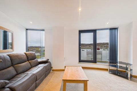 2 bedroom house to rent, Salts Mill Road, Shipley