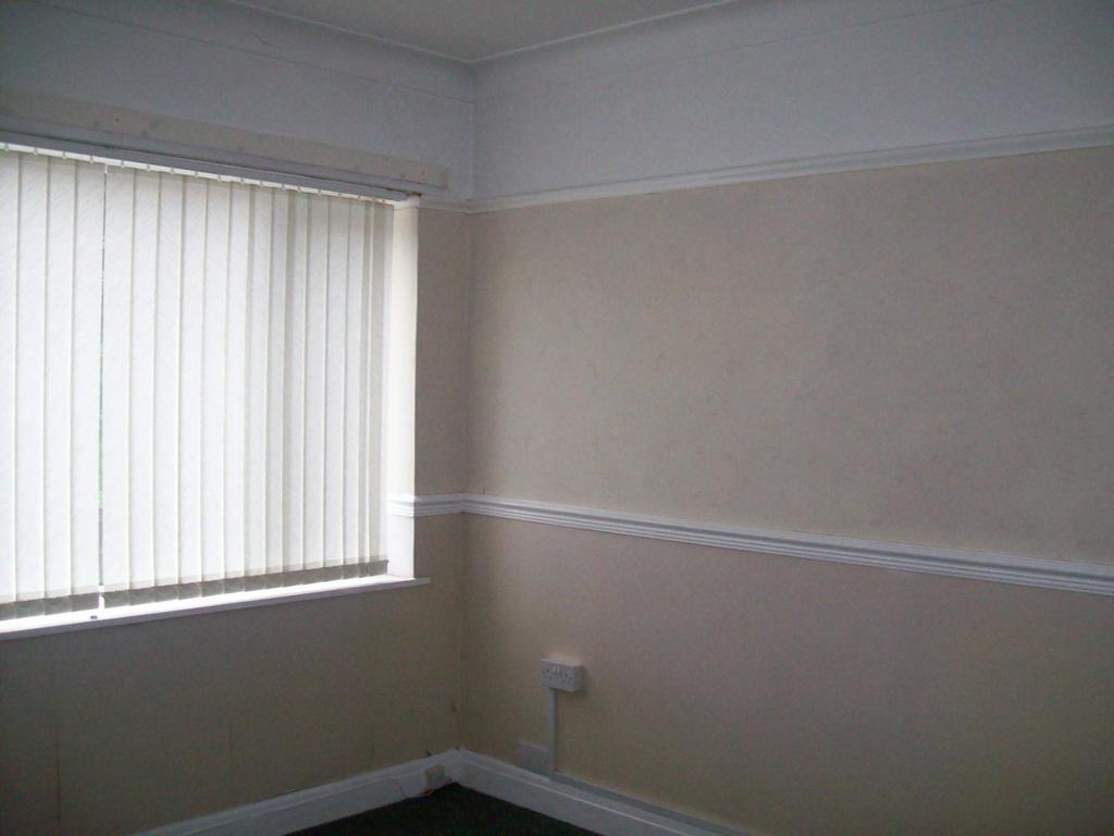 Lounge 3.JPG