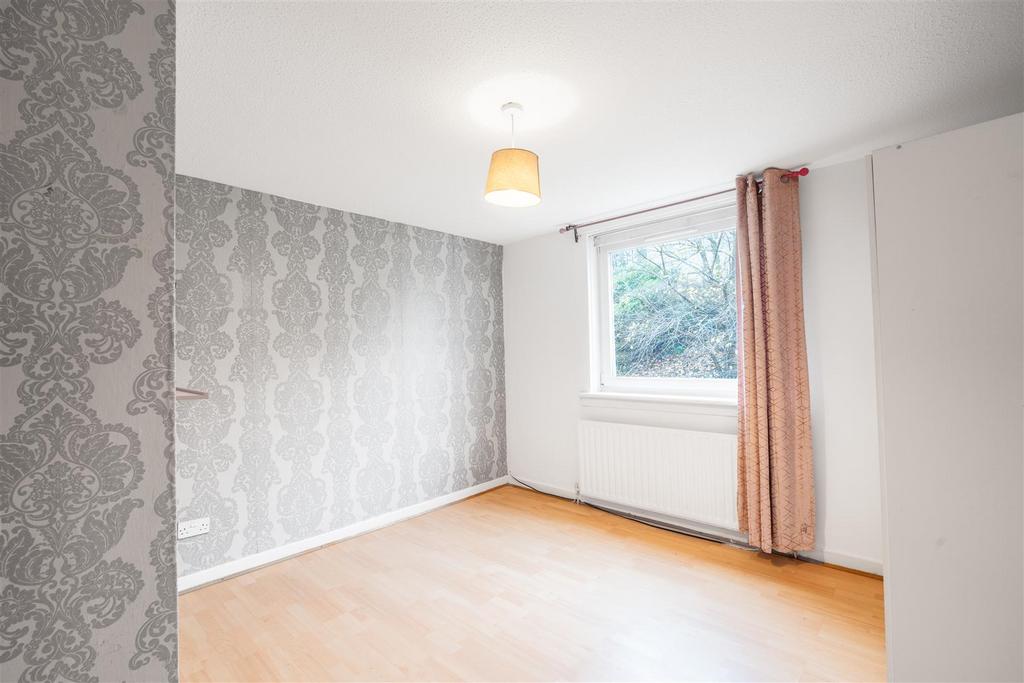 Bedroom.one.jpg