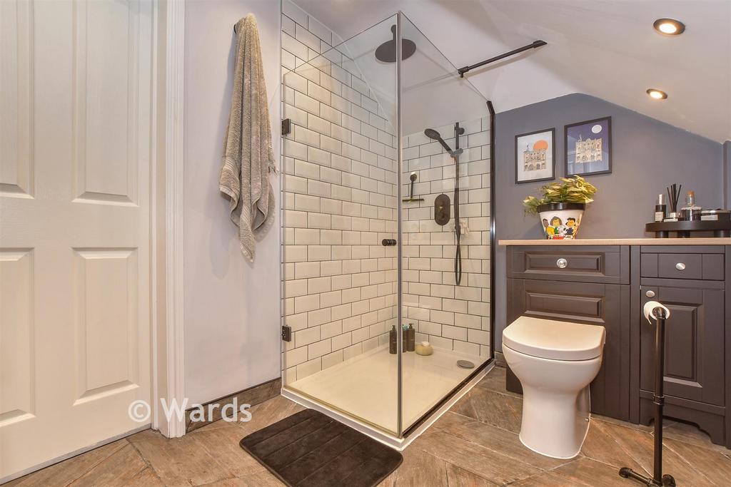 Bath/Shower Room