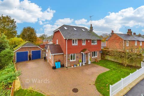 5 bedroom detached house for sale, Lower Road, Ashford TN26
