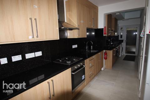 undefined, Uxbridge Road, SOUTHALL