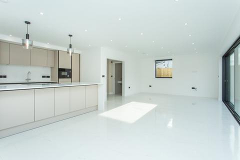 4 bedroom detached house for sale, Manor Road, Whitstable, CT5