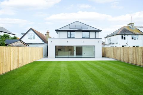 4 bedroom detached house for sale, Manor Road, Whitstable, CT5