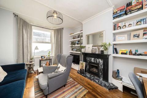 1 bedroom flat to rent, Ferrers Road, London SW16