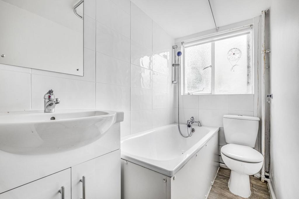 KFH-44 Romney Court-