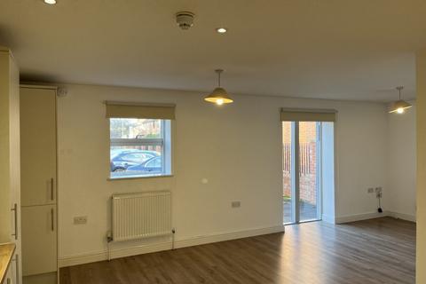 undefined, Flat 2, 124 High Street, Newmarket