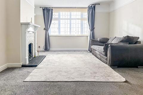 4 bedroom terraced house for sale, Rosslyn Avenue, Coundon, Coventry *No Chain*
