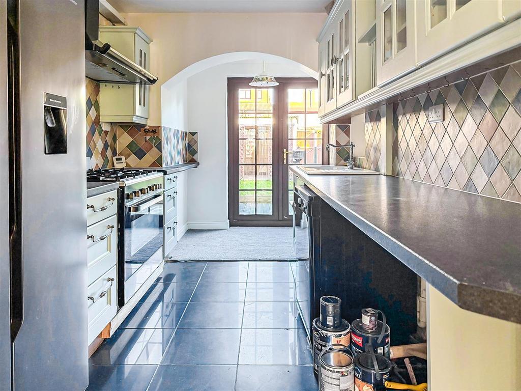 Kitchen/Dining