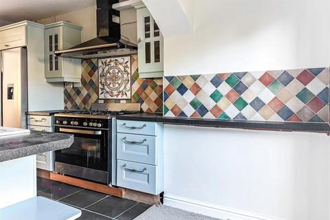 4 bedroom terraced house for sale, Rosslyn Avenue, Coundon, Coventry *No Chain*
