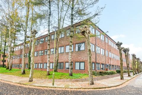undefined, Strawberry Hill, Newbury, Berkshire, RG14