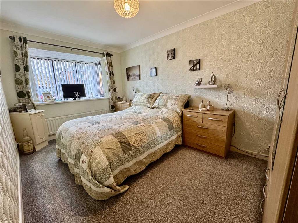 BEDROOM 1 (Front)