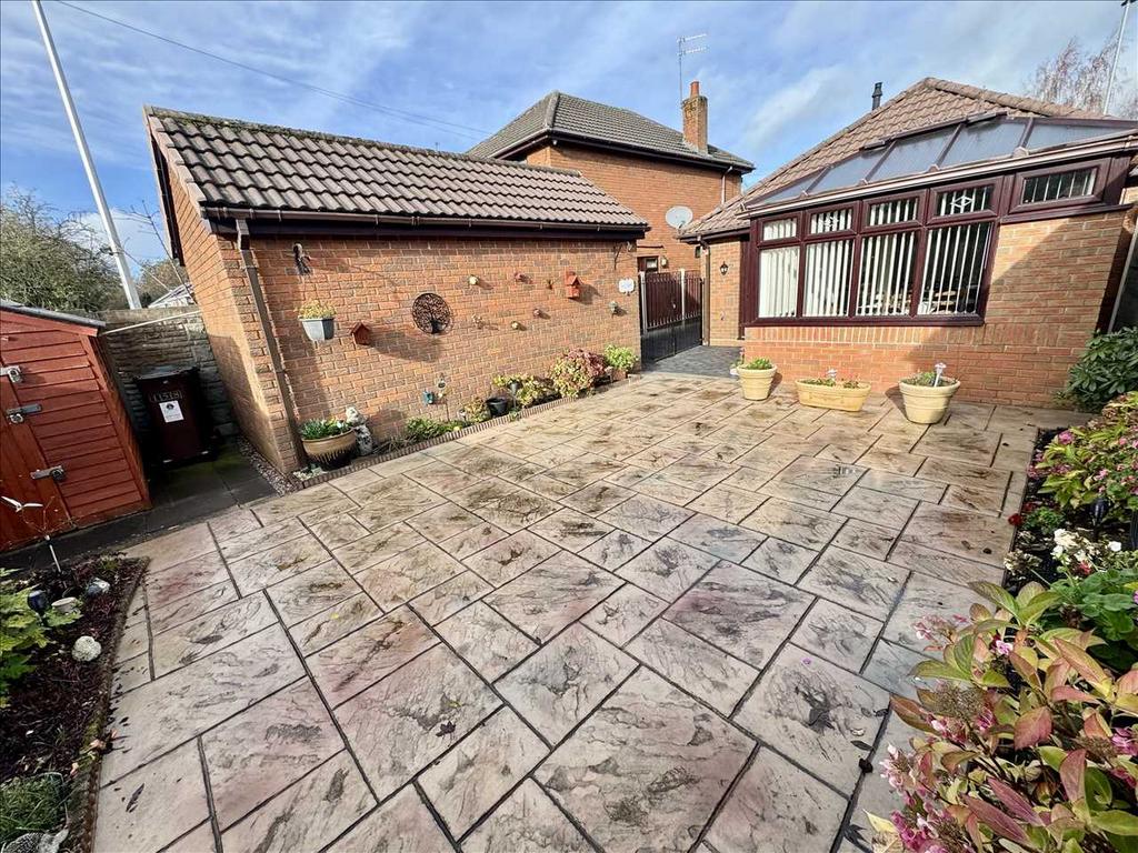 Rear garden
