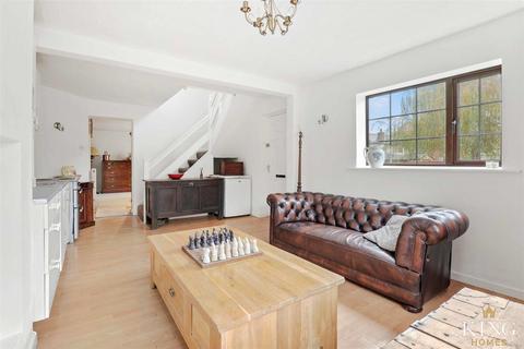 undefined, The Ridgeway, Astwood Bank