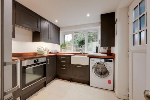 2 bedroom end of terrace house for sale, Lower Church Road, Burgess Hill, RH15