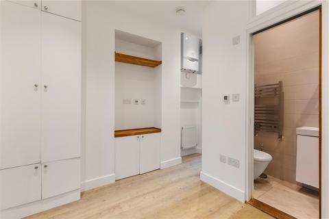 1 bedroom flat to rent, Kingston Road, Wimbledon SW19