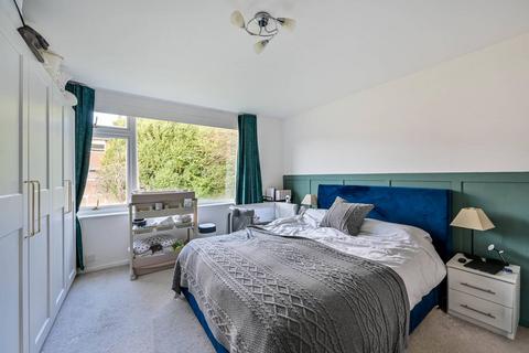 2 bedroom flat for sale, St Margarets, Guildford, GU1