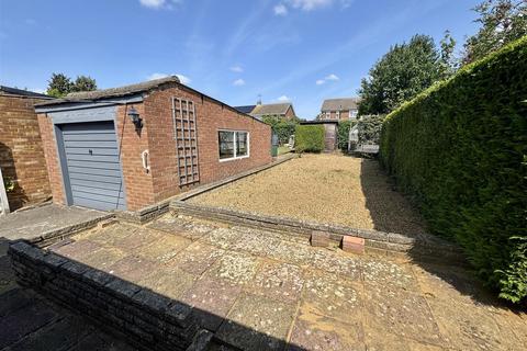undefined, Monton Close, Luton, LU3 2TQ