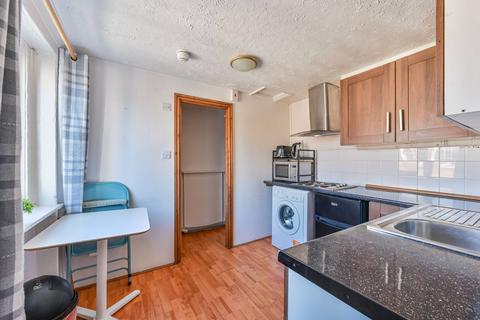 Studio to rent, Upper Montagu Street, Marylebone, London, W1H