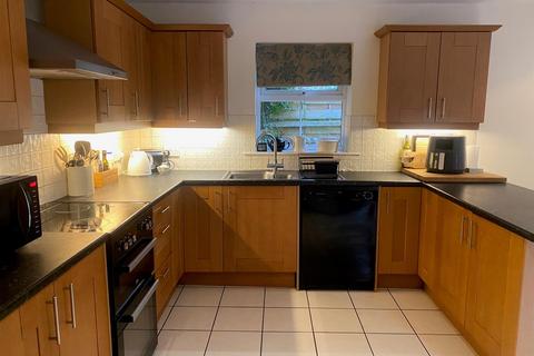 4 bedroom detached house to rent, Beech House, Scrayingham
