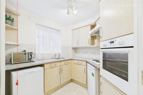 1 bedroom apartment for sale, Fish Hill, Royston SG8