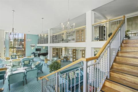 2 bedroom apartment for sale, 101-105 Fleet Road, Fleet